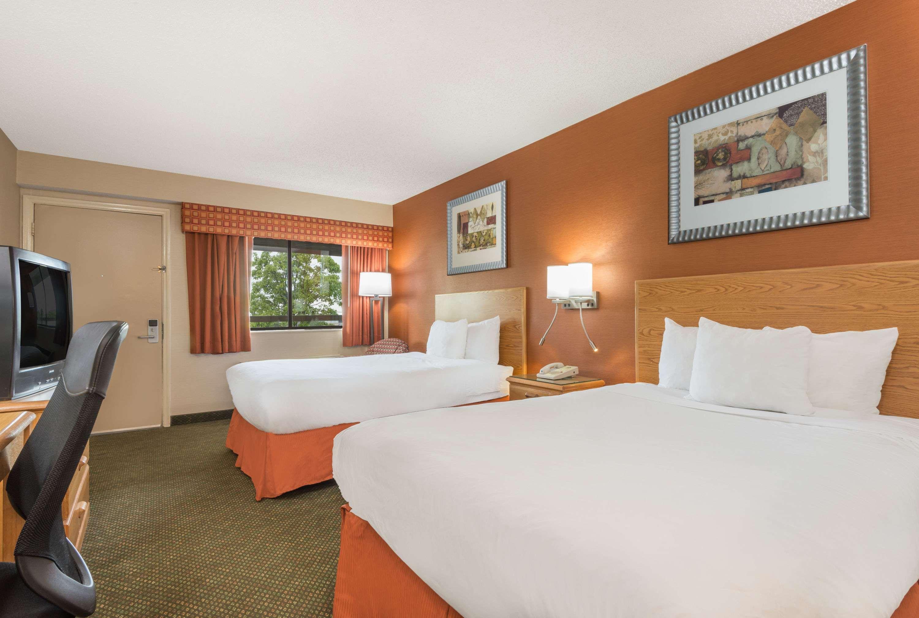 Days Inn By Wyndham Columbus Fairgrounds Exteriör bild
